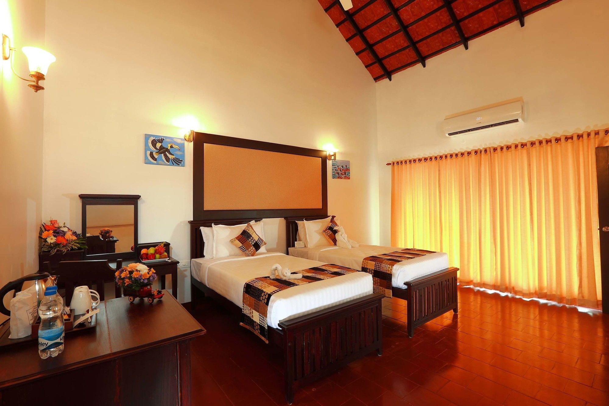 Nihara Resort And Spa Коччи Экстерьер фото